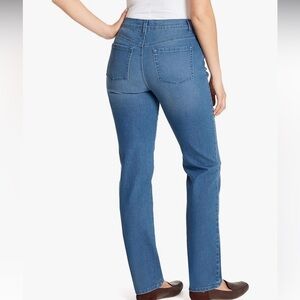 Gloria Vanderbuilt Classic Blue Denim Jeans